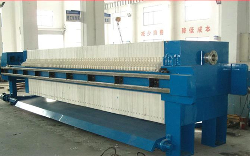 Máquina de prensa de filtro de diafragmas flexibles de tipo horizontal
