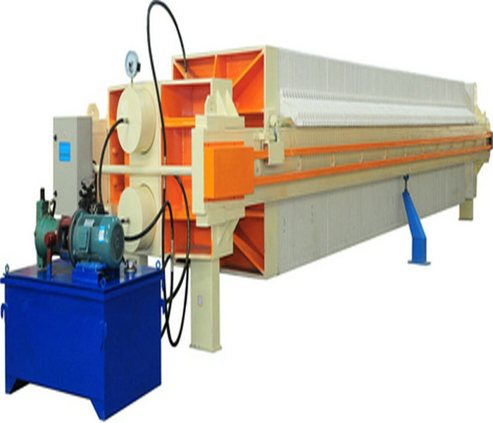 PLC que controla la prensa de filtro hidráulica de hierro fundido